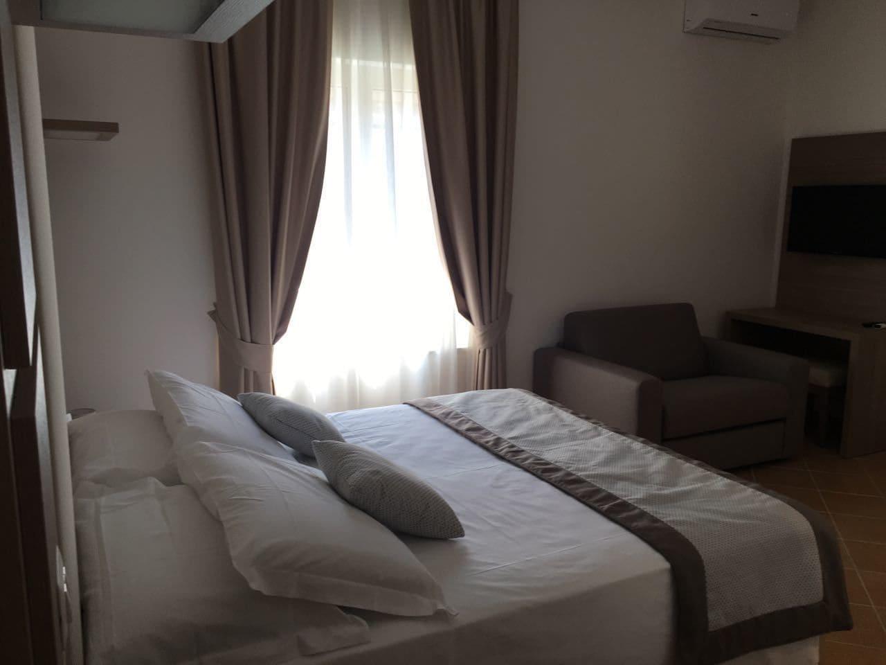 Hotiday Room Collection - Napoli Residenza Scarlatti Dış mekan fotoğraf
